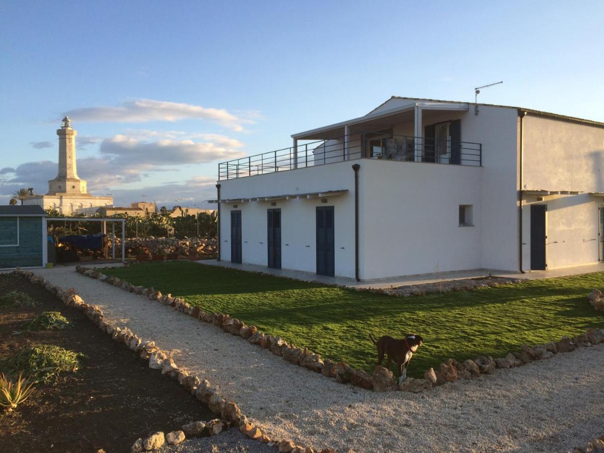 B&B Casa Del Faro Sanvallero Adults Only Portopalo Di Capo Passero ภายนอก รูปภาพ