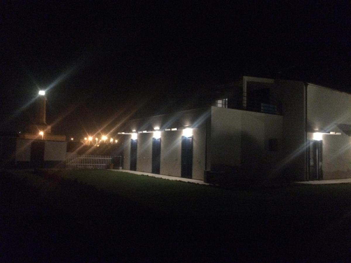 B&B Casa Del Faro Sanvallero Adults Only Portopalo Di Capo Passero ภายนอก รูปภาพ
