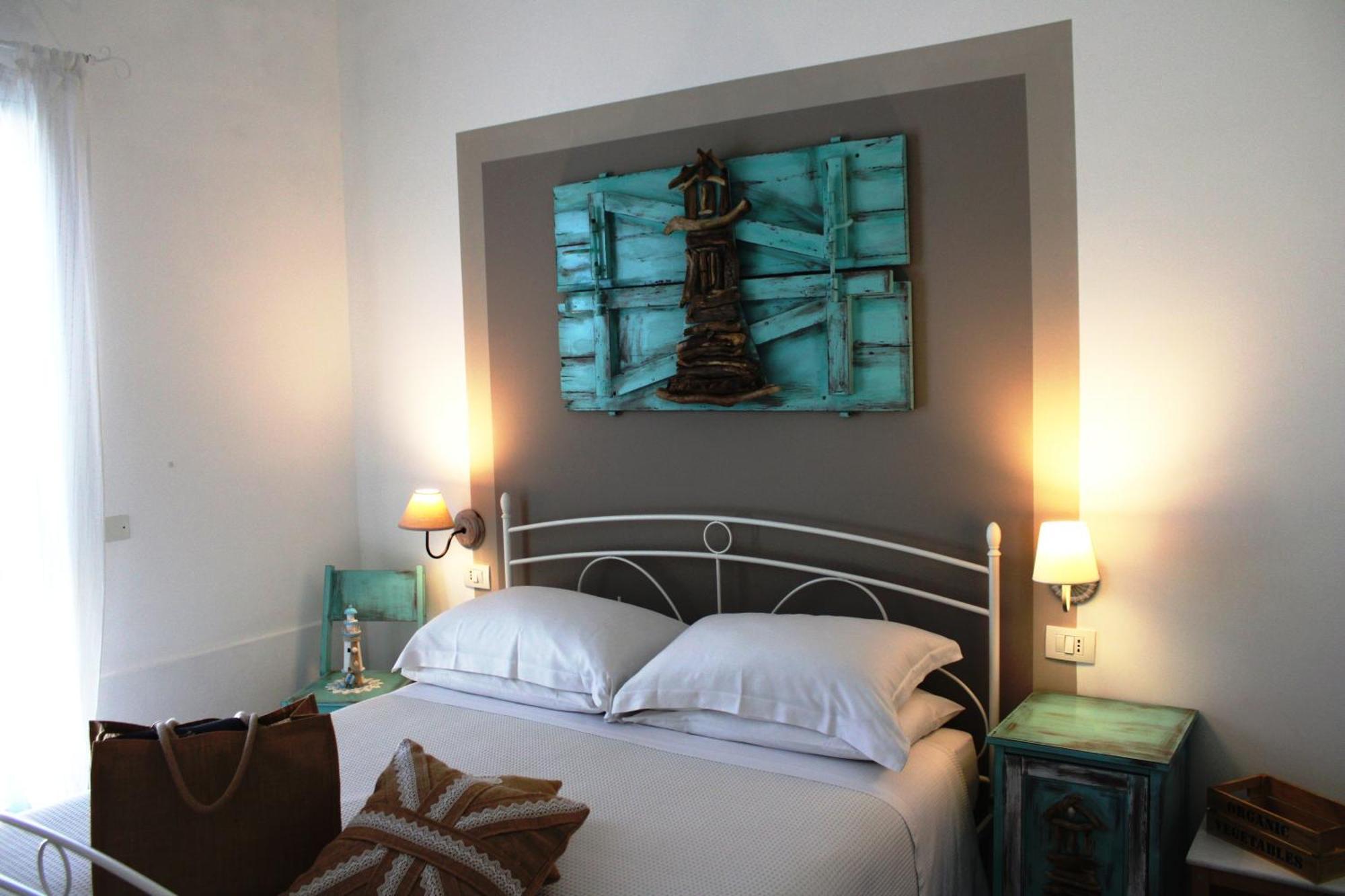 B&B Casa Del Faro Sanvallero Adults Only Portopalo Di Capo Passero ภายนอก รูปภาพ